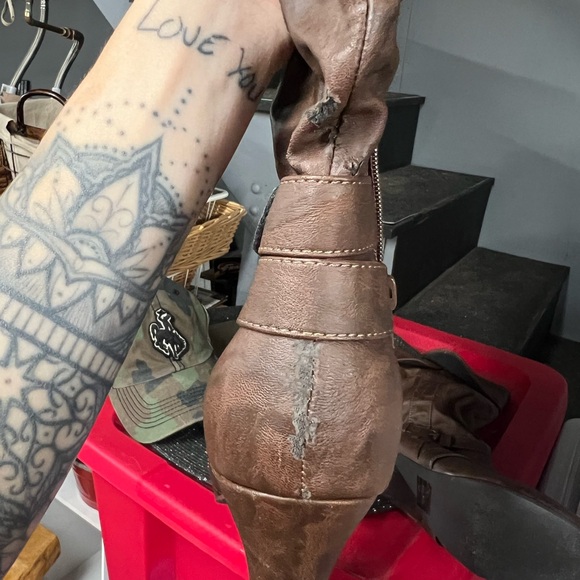 Brown high heeled boots 8 - Picture 4 of 8